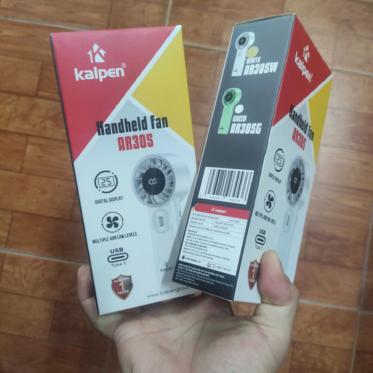 Quạt tích điện cầm tay 100 tốc độ gió Kalpen AR305 pin sạc 3600mAh