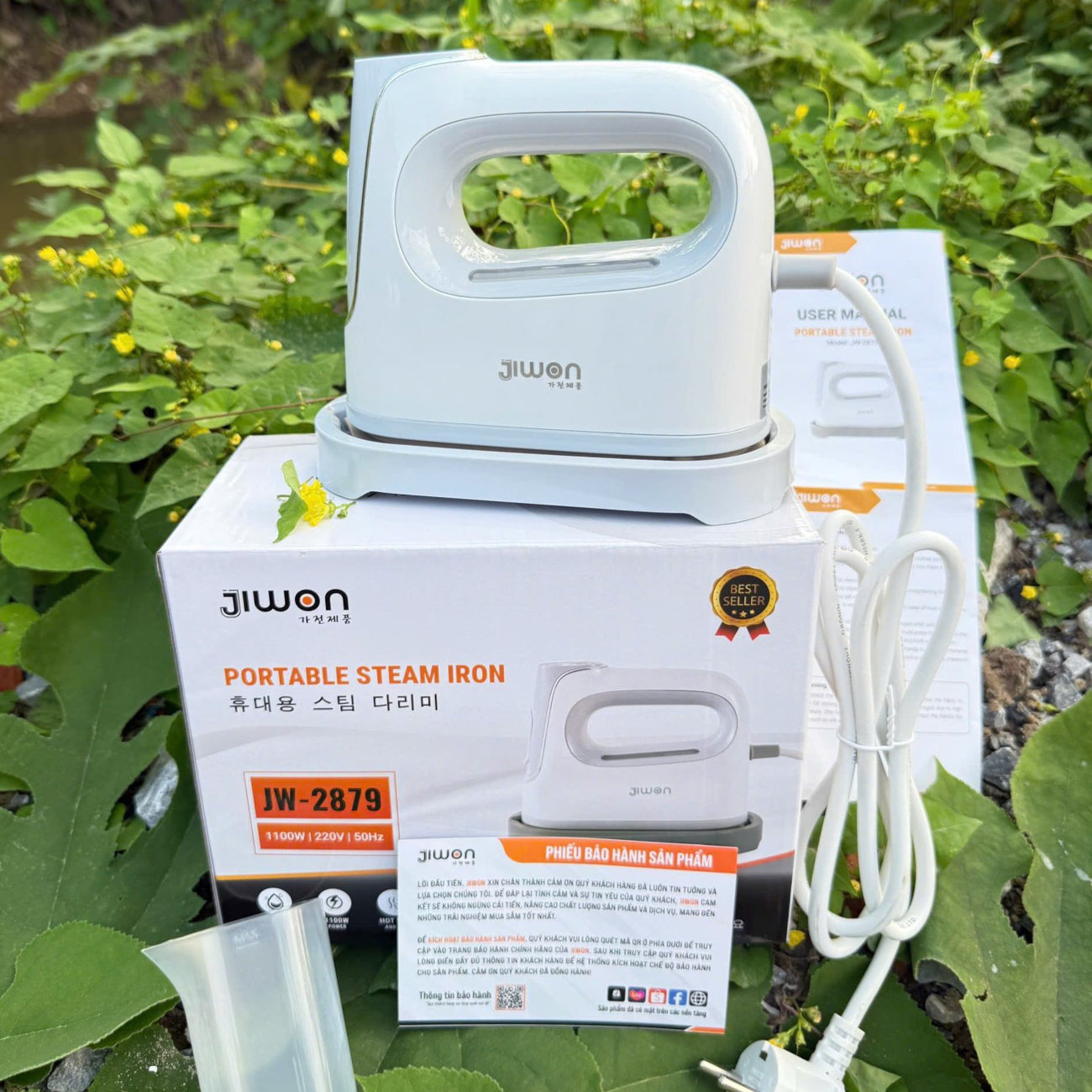 Bàn là hơi nước cầm tay mini JIWON Korea JW-2879 công suất 1100W