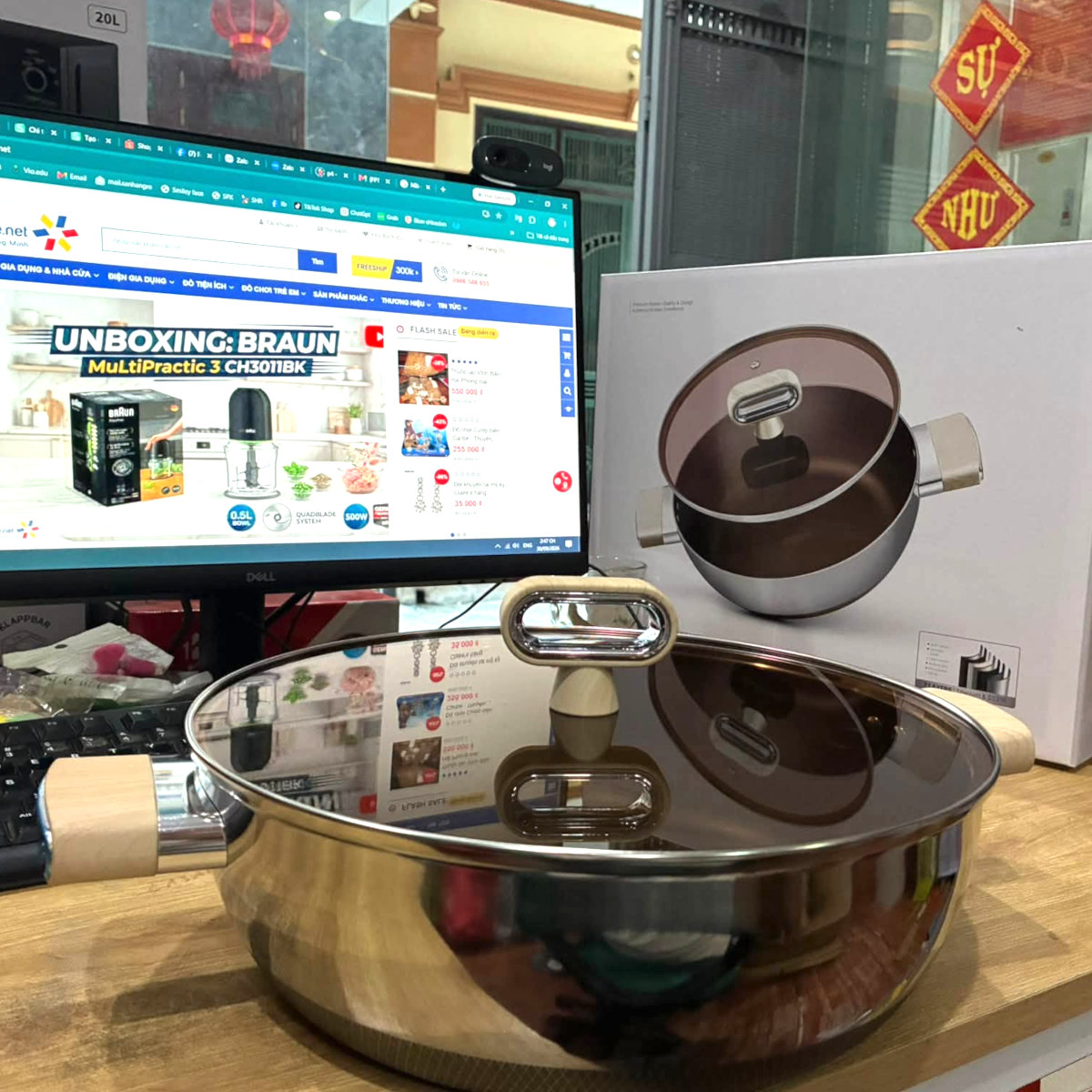 Nồi lẩu Inox 316 đúc liền 7 lớp siêu chống dính Haatz Titanium Aura 30cm
