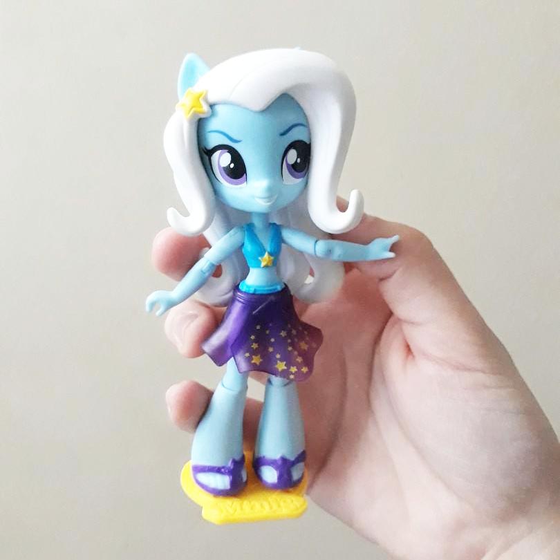 Búp bê My Little Pony cô gái Equestria trên bãi biển Beach - Trixie Lulamoon