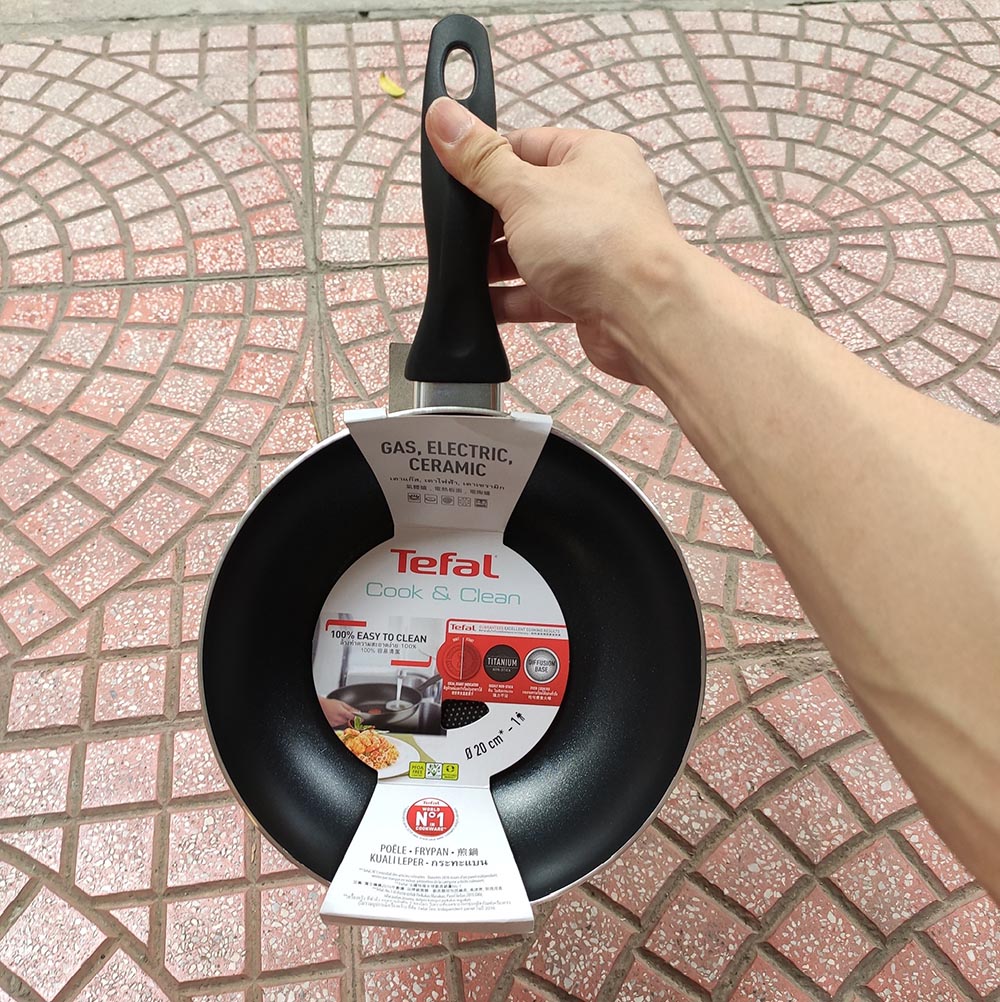Chảo chiên chống dính sâu lòng Tefal Cook & Clean 20cm B2250295