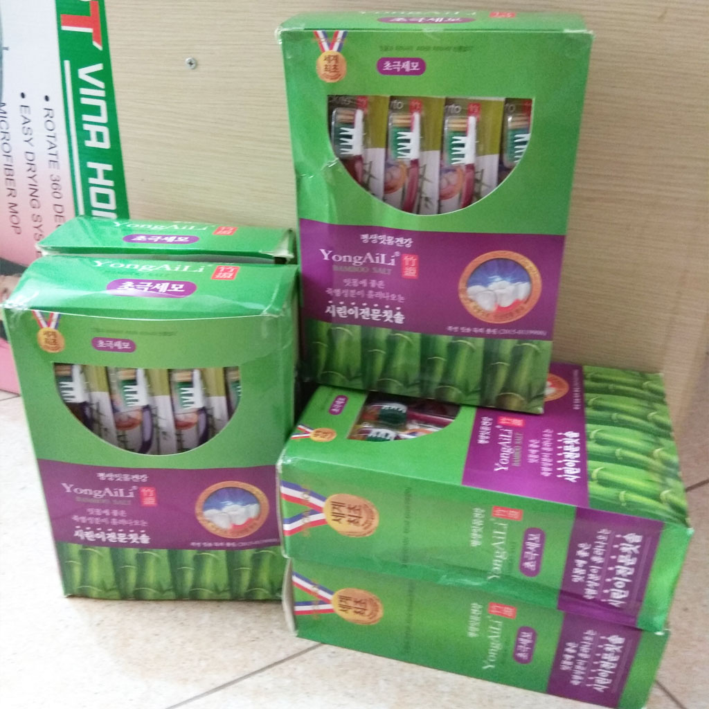 Bàn chải đánh răng muối tre Nockito Bamboo Salt chăm sóc răng e buốt Hàn Quốc