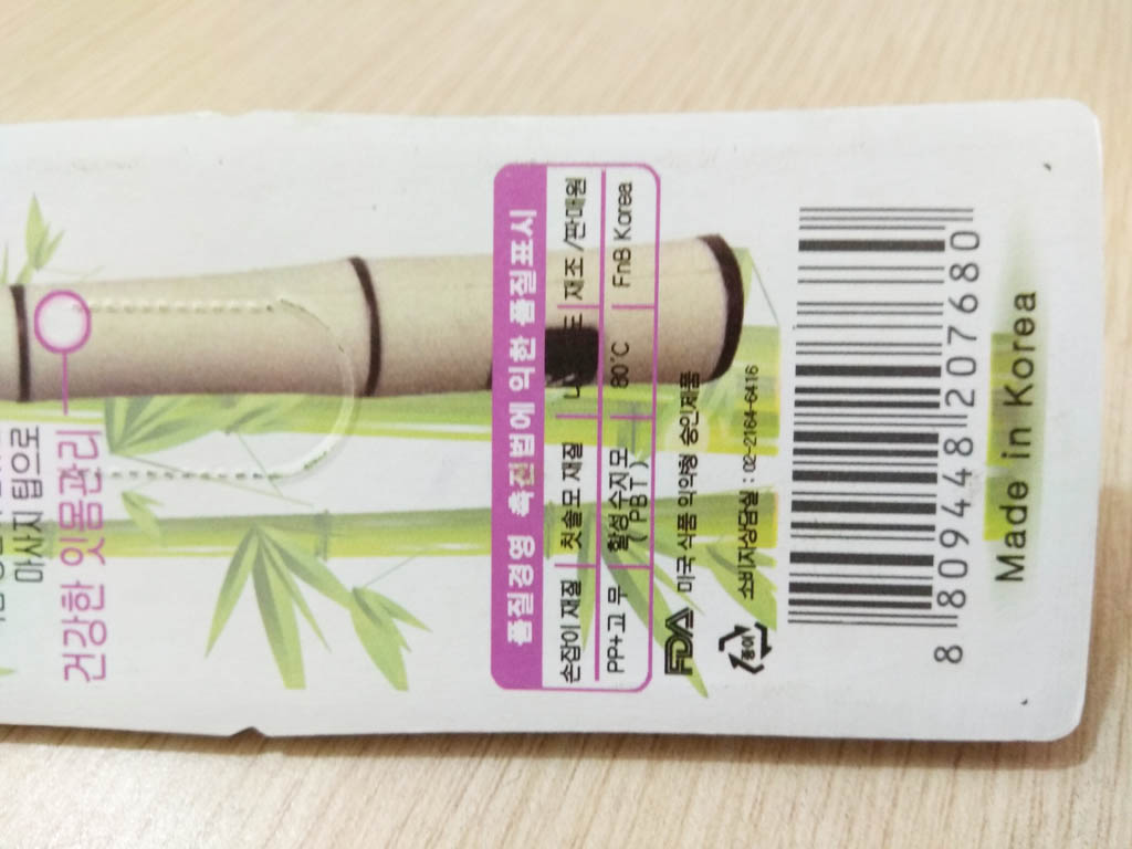 Bàn chải đánh răng muối tre Bamboo Salt chăm sóc răng e buốt Hàn Quốc Bàn chải đánh răng muối tre Nockito Bamboo Salt chăm sóc răng e buốt Hàn Quốc