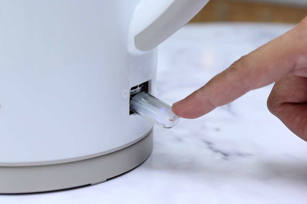 Bình siêu tốc Midea MK-17D 1.7 lít 2150W