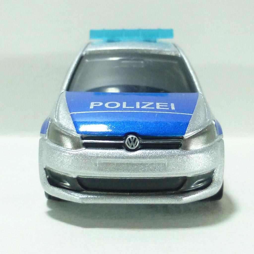 Xe mô hình cảnh sát Tomica Volkswagen Polo Police tỷ lệ 1/56