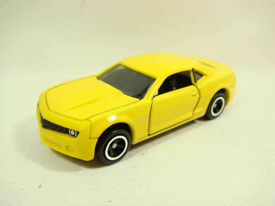 Xe ô tô mô hình Tomica Chevrolet Camaro