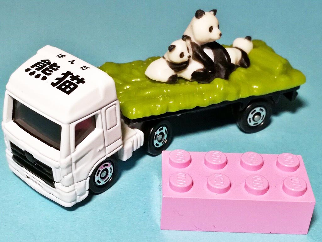 Xe tải mô hình Tomica Hino Profia chở Gấu trúc Panda (hàng no Box)