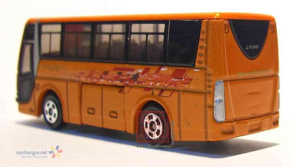 Tomica Mitsubishi Fuso Aero Queen - Daftar Update Harga 