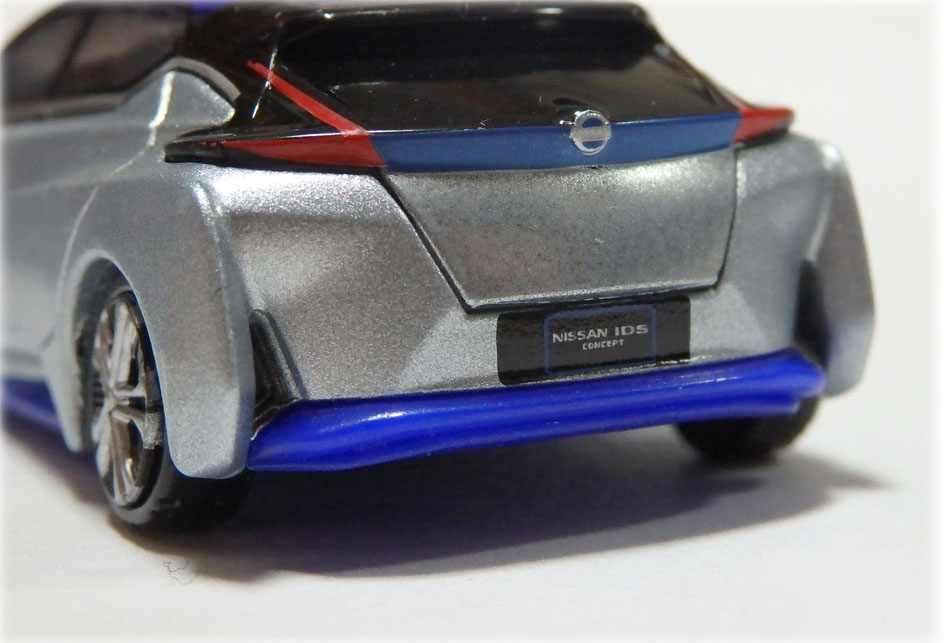 Xe ô tô mô hình Tomica Nissan IDS Concept