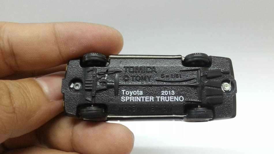 Xe ô tô cảnh sát mô hình Tomica Toyota Sprinter Trueno