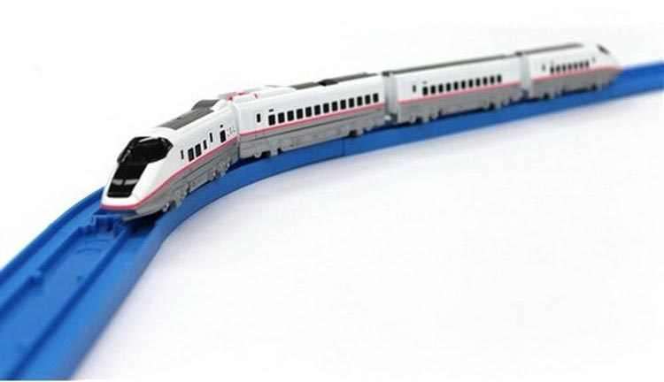 Mô hình tàu siêu tốc chạy pin Takara Tomy Series E3 Shinkansen Komachi