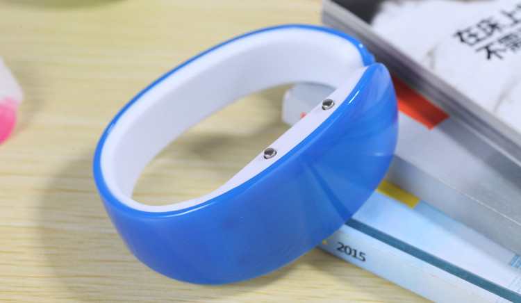 Đồng hồ LED vòng tay Nhựa Silicon thời trang kiểu mới