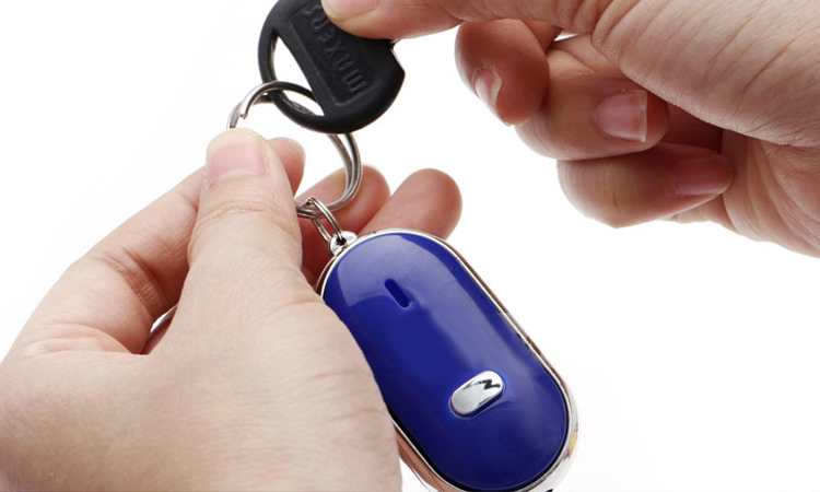 Móc chìa khóa thông minh key finder