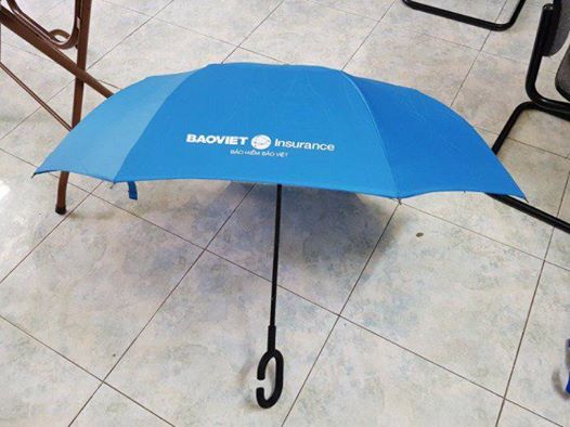 dù mở ngược thông minh
