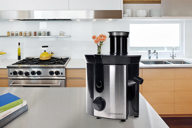 Máy Ép Trái Cây Tốc Độ Cao Lock&Lock ELJE-110 (700W) - Trắng