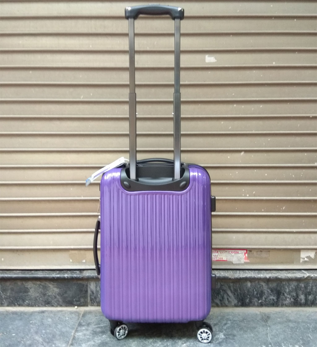 Vali Du Lịch Travel Zone 20 Inch Màu Bạc Lock&Lock LTZ994DPTSA