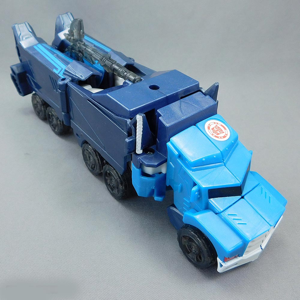 Robot Transformers biến hình xe tải Optimus Prime - Robots in Disguise
