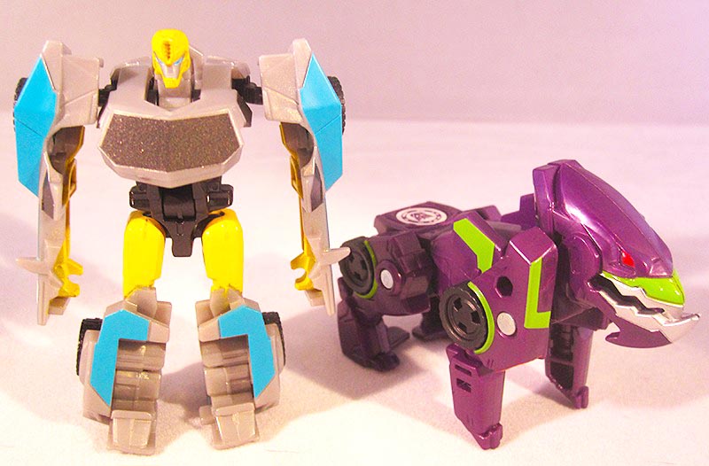 Bộ đôi Robot Transformers biến hình Bumblebee vs Underbite - Robots in Disguise
